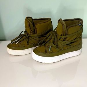 Native Shoes Chamonix Booties